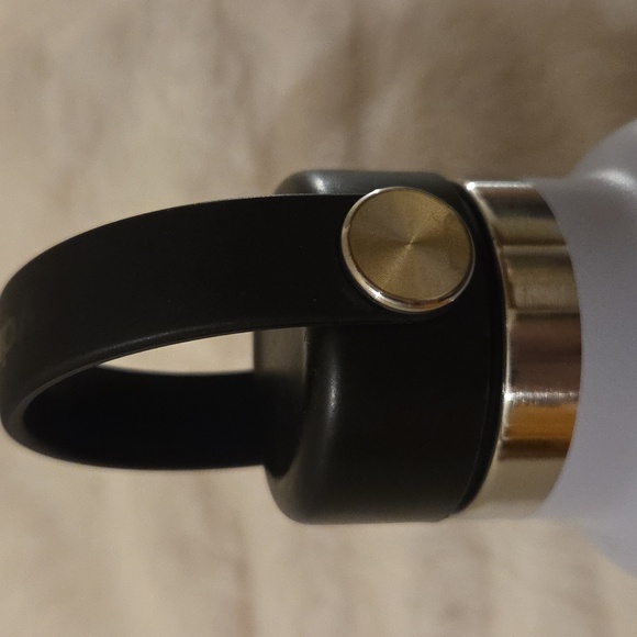 Hydro Flask 24oz Lavender Bottle with Black Lid And Handle - Picture 10 of 12